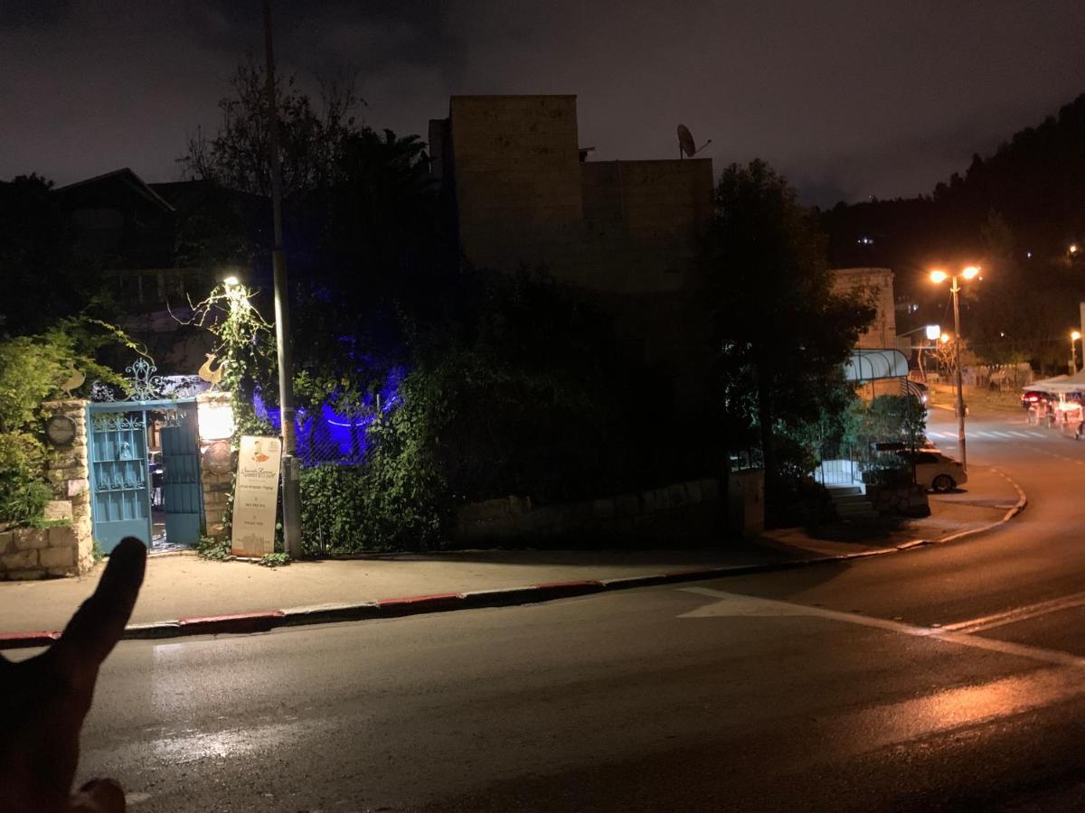 Sweet 'En Kerem View Bed & Breakfast Yerusalem Bagian luar foto