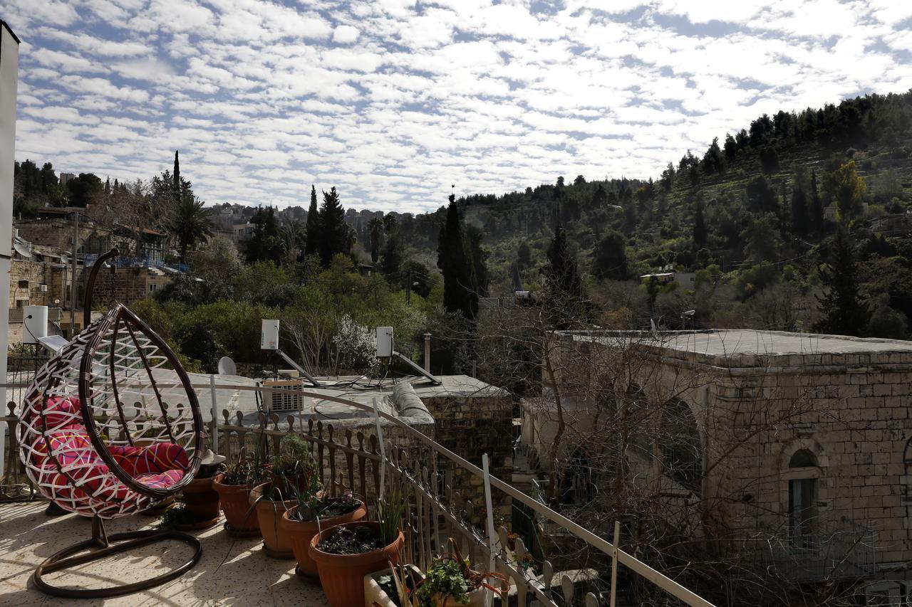 Sweet 'En Kerem View Bed & Breakfast Yerusalem Bagian luar foto